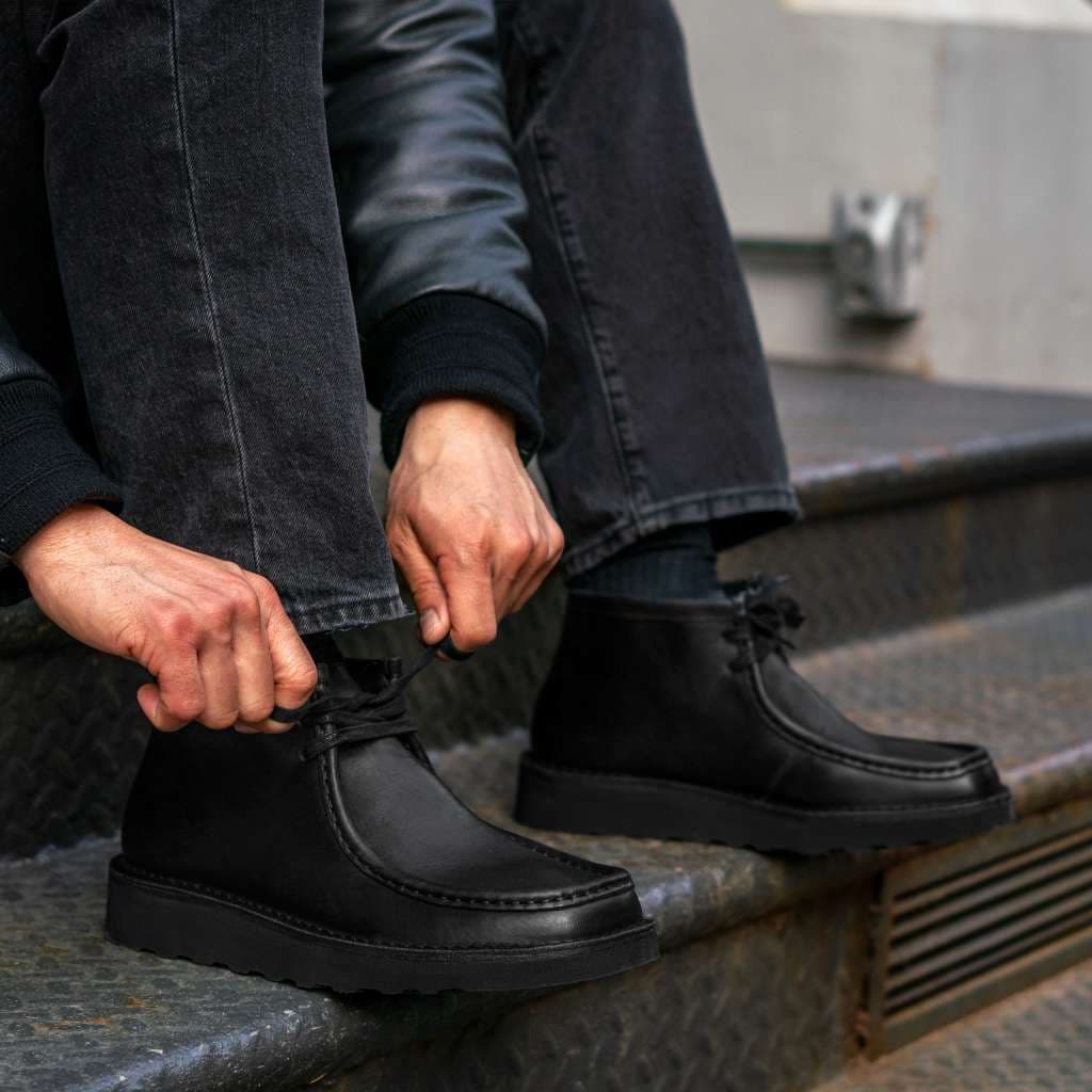 Roadrunner | Black, view 6