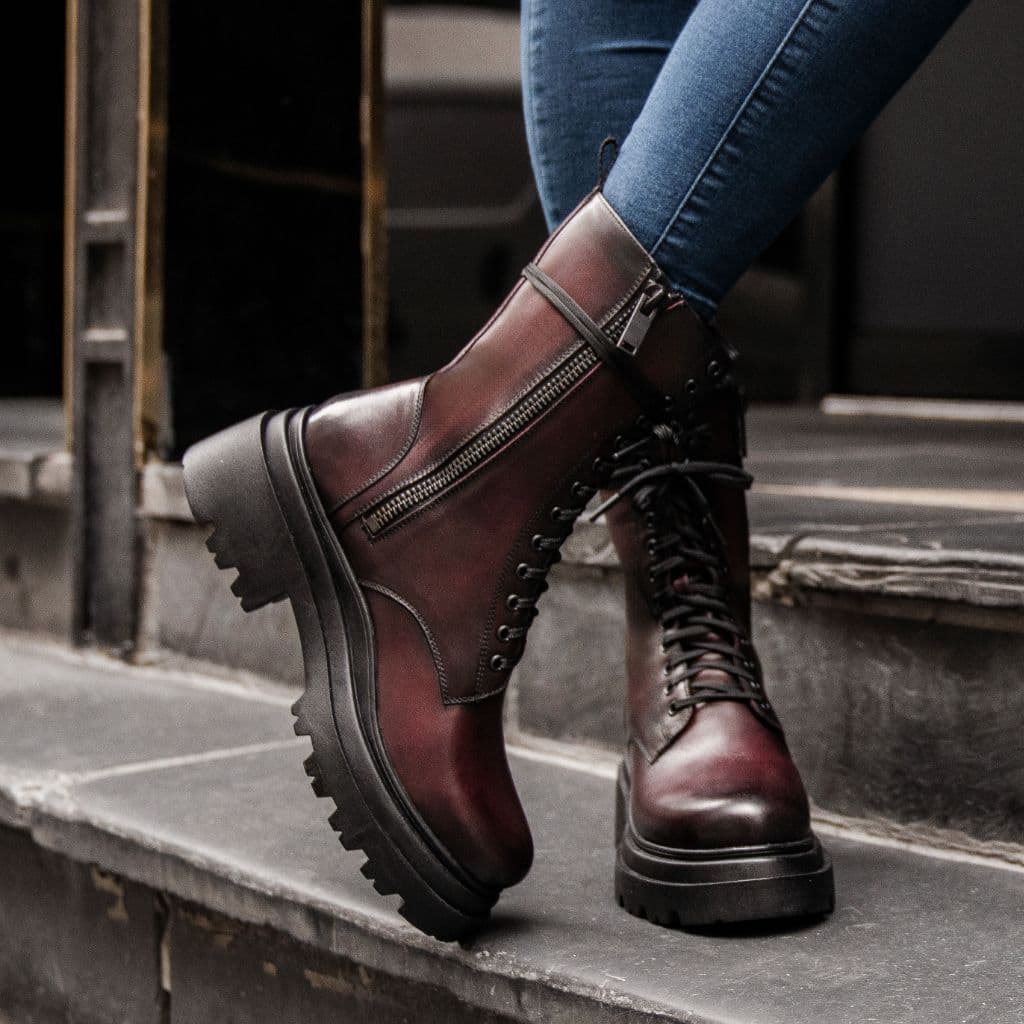 Fatale | Black Cherry, view 6