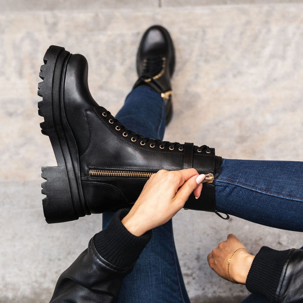 Fatale | Black & Gold, view 8