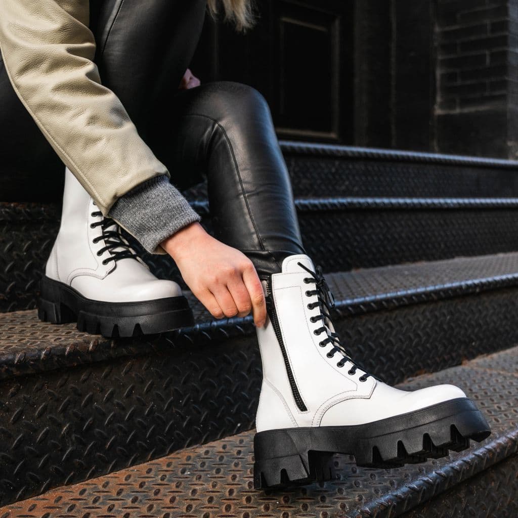 Dynasty | White, view 7