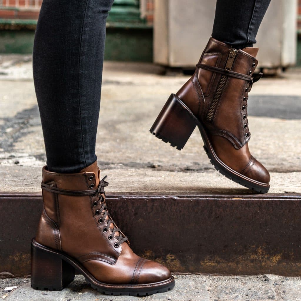 Rebel | Walnut, view 6