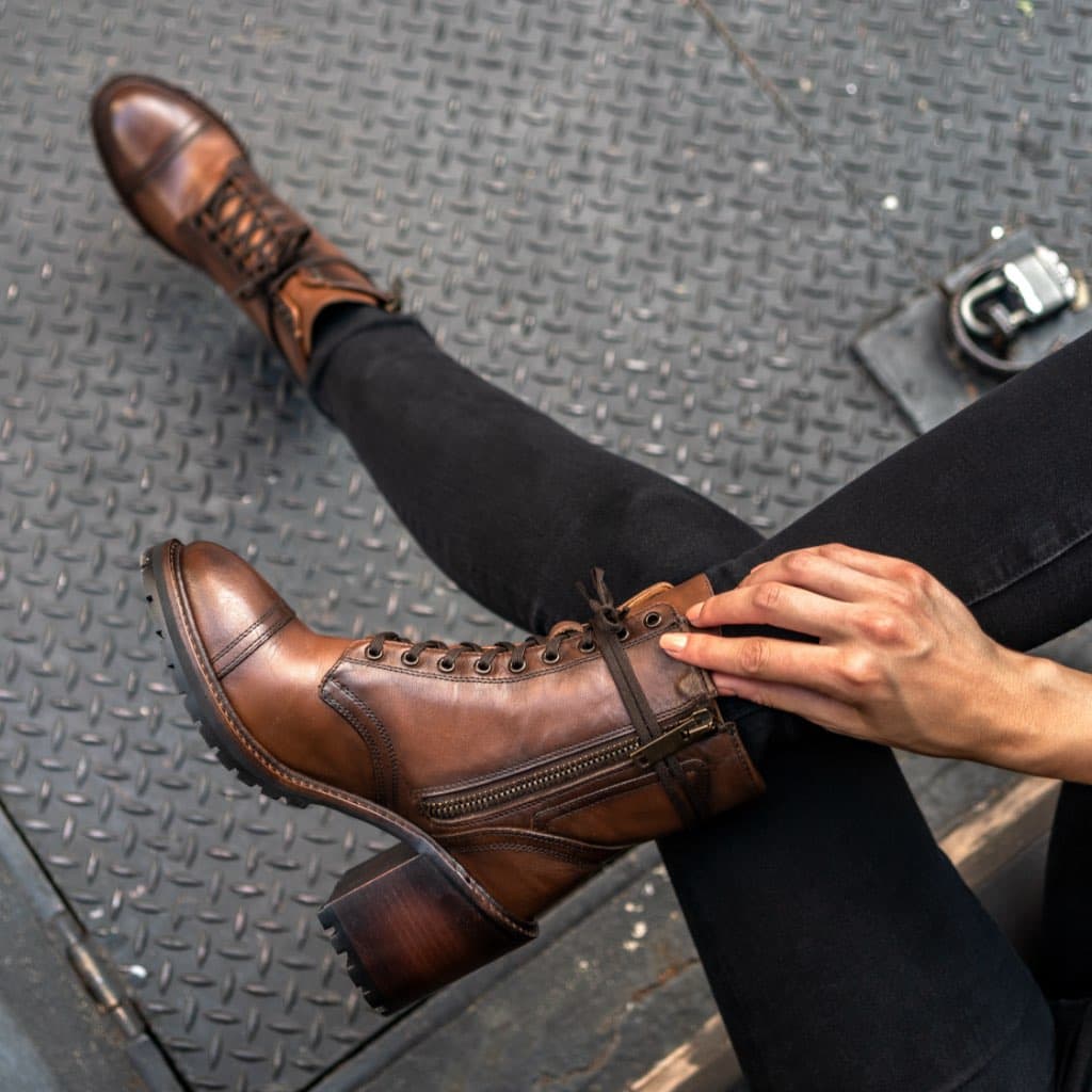 Rebel | Walnut, view 8