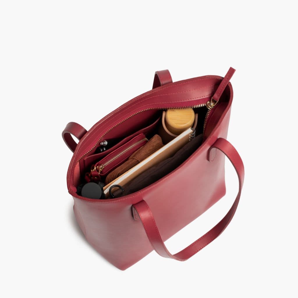 Everyday Tote | Red (M) (Zipper), view 3