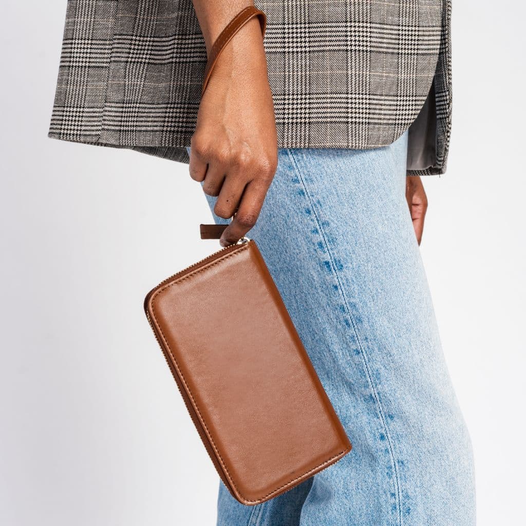 Wallet Wristlet | Saddle, view 6