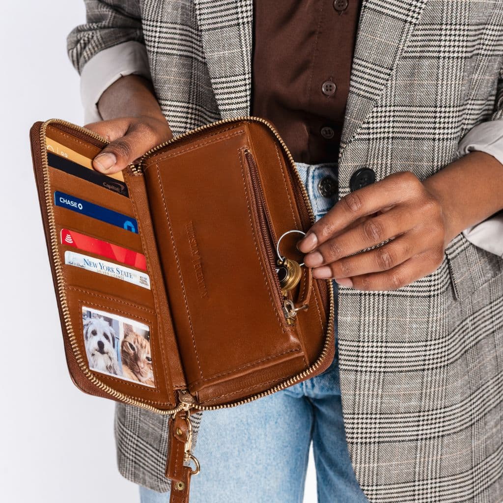 Wallet Wristlet | Saddle, view 7