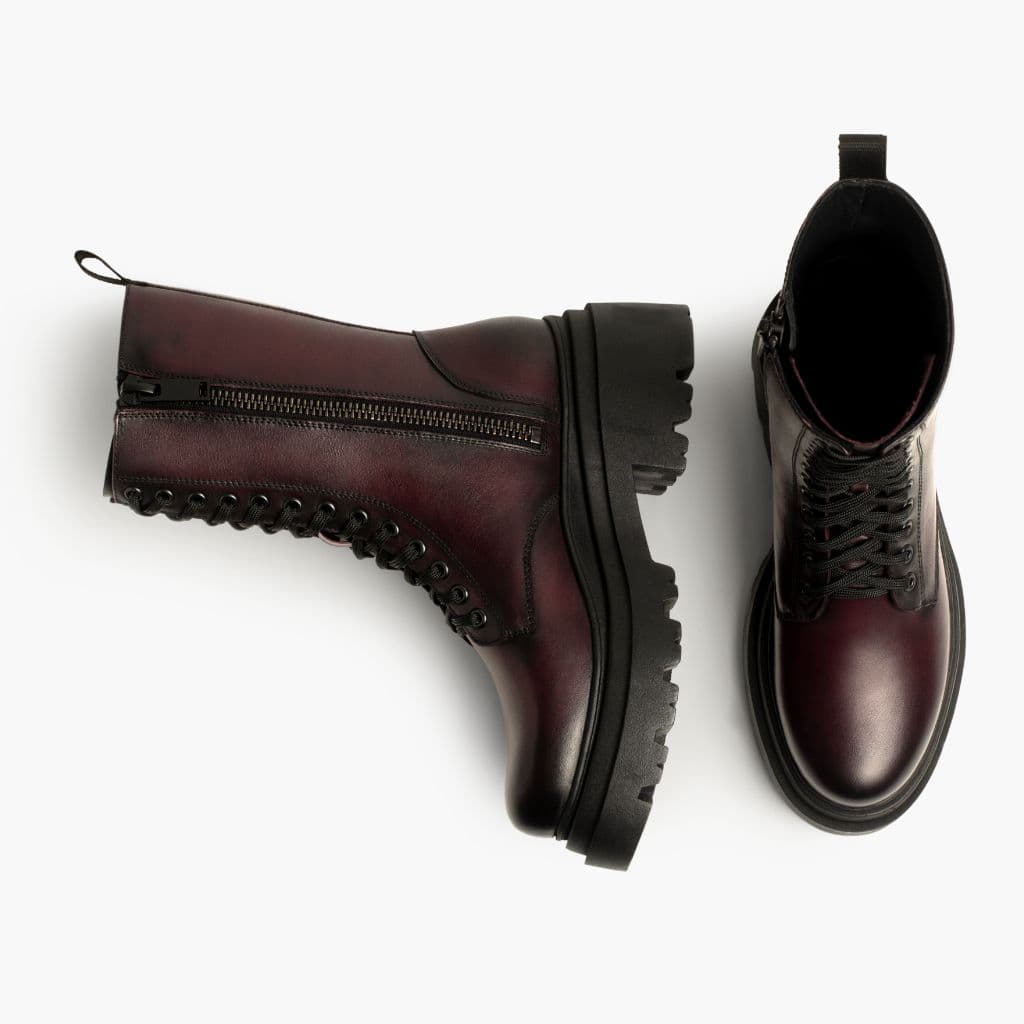 Fatale | Black Cherry, view 4