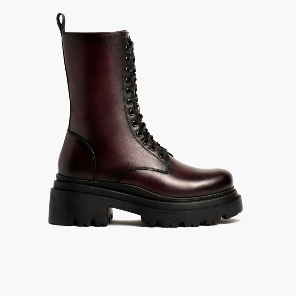 Fatale | Black Cherry, view 3