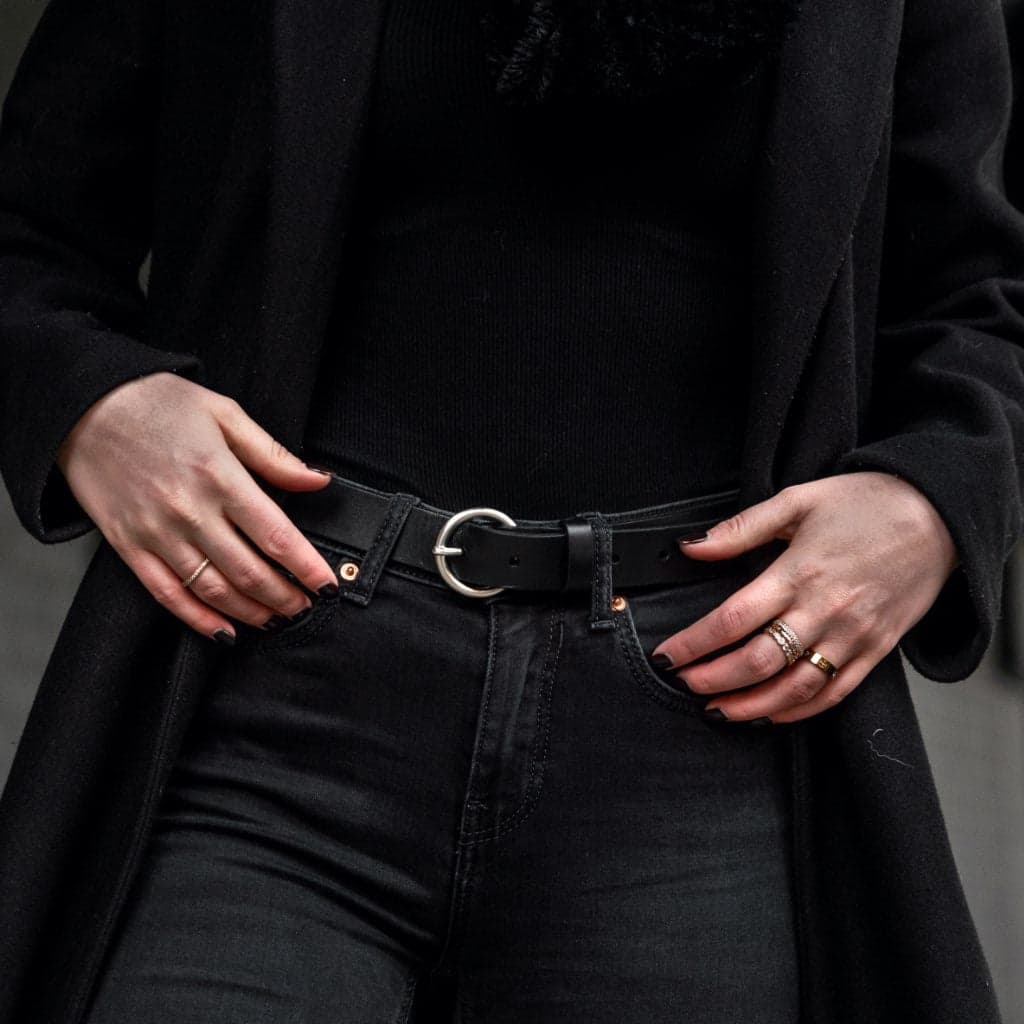 Women's Circle Leather Belt | Black, view 4