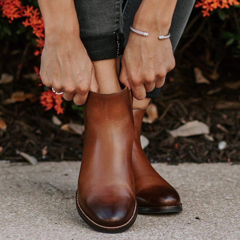 Dreamer | Mahogany, view 8