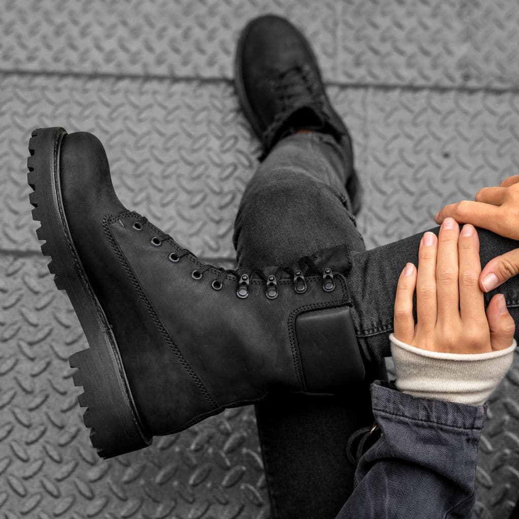 Explorer | Black Matte, view 7
