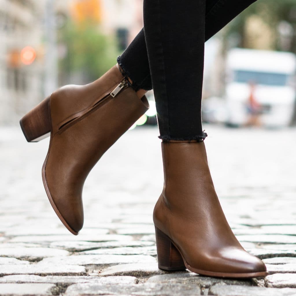 Highline | Walnut, view 6