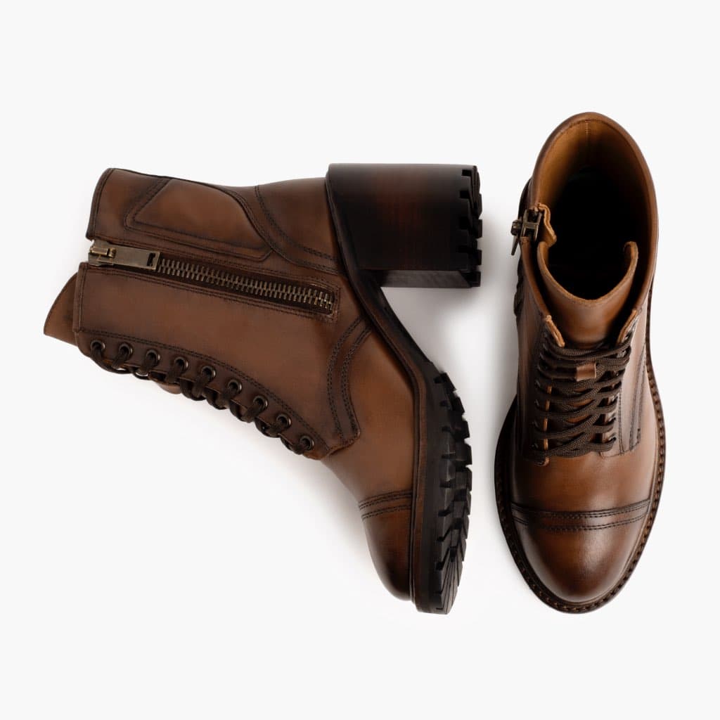 Rebel | Walnut, view 4